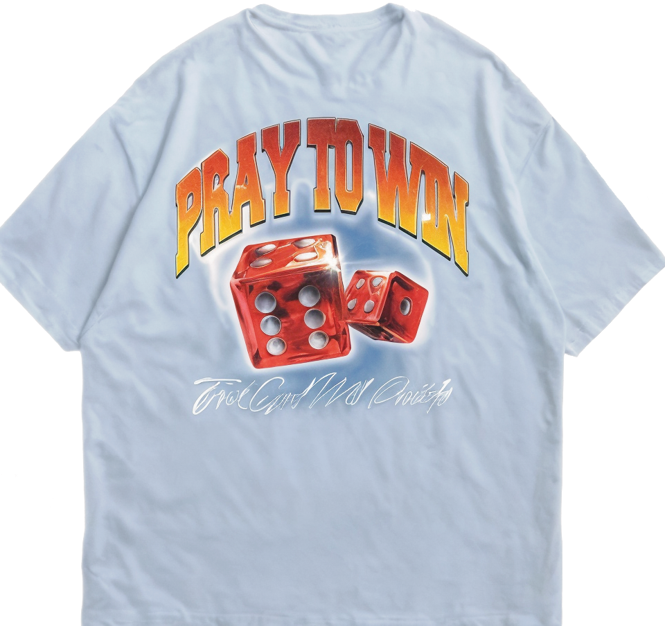 Playera Oversize PRAY TO WIN